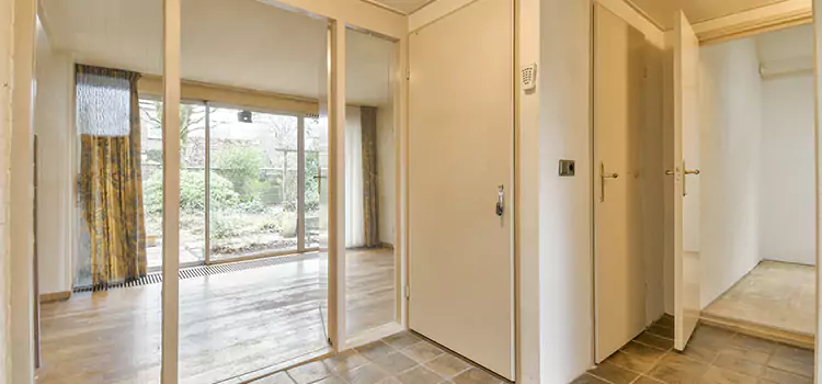 Why Choose Our Pocket Door Experts in Lakewood, OH?