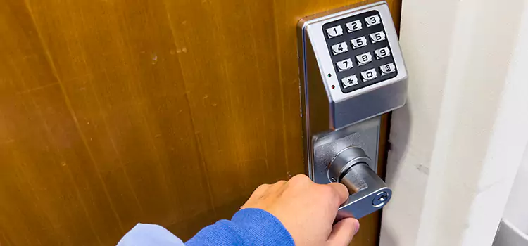 Why Choose Us for Your Keypad Lock Needs in Lakewood, OH?